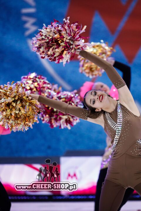 pompony mix, pompony mażoretek, pompony cheerladerek, duże pompony, big pompoms, majorettes poms