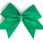 kokarda w zielonym matowym kolorze dla cheerleaderek