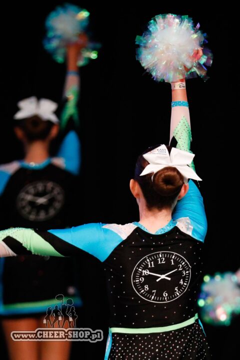 pompon golden crystal, cheer poms, pompony zmieniający kolor, golden crystal pom